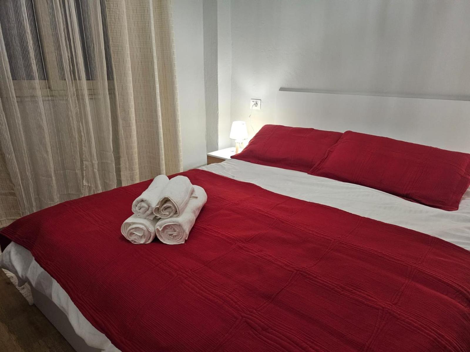 Library Apartment By Bohem Rentals Durres Ngoại thất bức ảnh